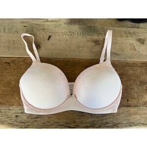 Victoria's Secret Purest Pink 32DD Body By Victoria Lightly Lined Wireless Bra